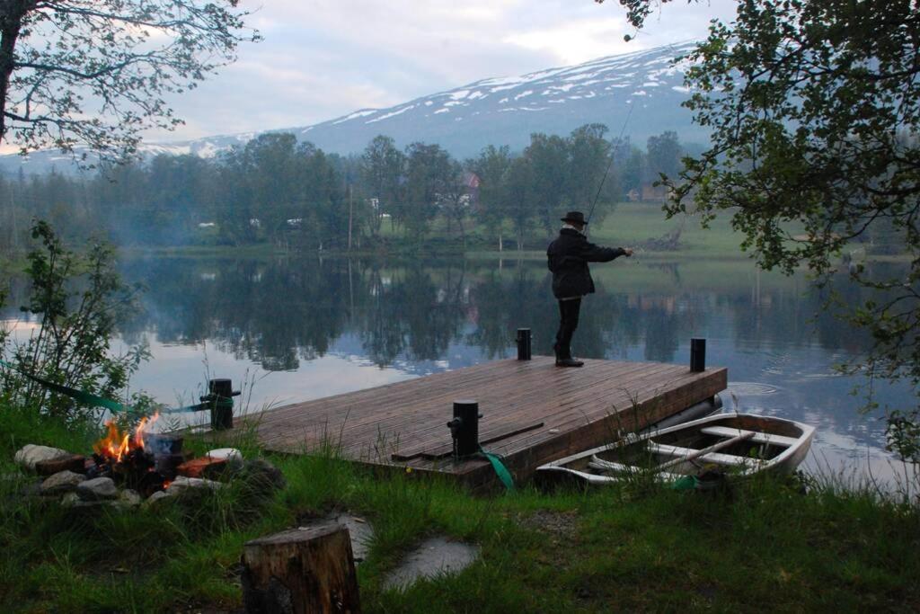فيلا 100 Years Old Norwegian Log House In ترومسو المظهر الخارجي الصورة
