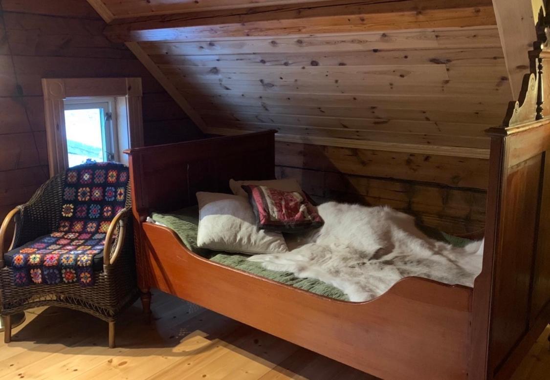 فيلا 100 Years Old Norwegian Log House In ترومسو المظهر الخارجي الصورة